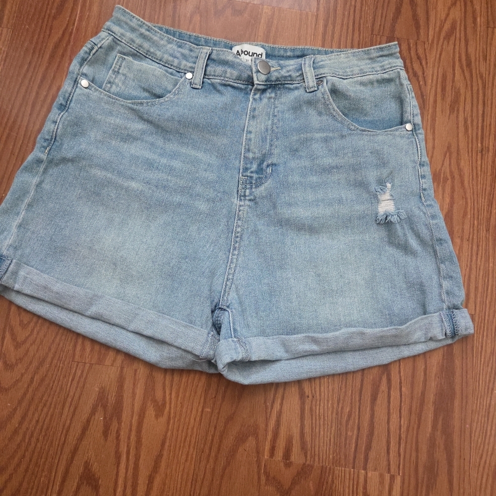 Abound Denim Blue Rolled Hem‎ Shorts High Waisted Y2k 80's Distressed Mom Shorts